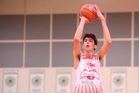 Chet holmgren rose to the no. Chet Holmgren Commits To Gonzaga The Slipper Still Fits
