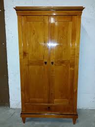 Let's lock them all in this cupboard. Biedermeier Schranke Bei Antiquitaten Alling Biedermeier Englische Franz Mobel U Diverses Einkaufen In Alling