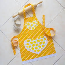 Kids Toddlers Apron Yellow Girls Kitchen Craft Play Apron Childs Lined Cotton Apron With Yellow Apples And Polka Dots Lace Heart Pocket Tablier Cuisine Enfant Modeles De Tablier Pour Enfants