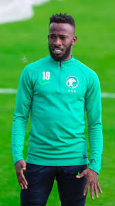 حقق المنتخب السعودي الفوز على نظيره اليمني بثلاثة أهداف دون رد، في المباراة التي جمعت بينهما تقدم المنتخب السعودي بالهدف الأول في الدقيقة الثالثة من زمن المباراة، عن طريق سالم الدوسري، الذي استغل خطأ دفاعي قاتل لينفرد بحارس اليمن ويسددها قوية في المرمى. ÙÙ‡Ø¯ Ø§Ù„Ù…ÙˆÙ„Ø¯ On Twitter Ø§Ø´ÙƒØ± Ø§Ù„Ø¬Ù…Ù‡ÙˆØ± Ø§Ù„Ø³Ø¹ÙˆØ¯ÙŠ Ø¹Ø§Ù…Ù‡ Ùˆ Ø¬Ù…Ù‡ÙˆØ± Ø§Ù„Ø§ØªØ­Ø§Ø¯ Ø®Ø§ØµÙ‡ Ø¹Ù„Ù‰ ÙˆÙ‚ÙØªÙ‡Ù… Ù…Ø¹ ÙÙ‡Ø¯ ÙˆØ­Ø¯Ù‡ Ù…Ù† Ø§ØµØ¹Ø¨ Ø§Ù„Ø³Ù†ÙˆØ§Øª Ù…Ø±Øª Ø¹Ù„ÙŠØ§ Ø§Ø´ÙˆÙ Ø§Ù„Ø§ØªØ­Ø§Ø¯ ÙŠØ¹Ø§Ù†ÙŠ Ùˆ Ø§Ù†Ø§ Ù…ÙˆÙ‚ÙˆÙ Ø§ØªÙØ±Ø¬ Ù…Ù† Ø¨Ø¹ÙŠØ¯