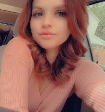 Vanessa Titus's Instagram, Twitter & Facebook