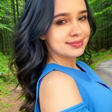 Amanda Na's Instagram, Twitter & Facebook