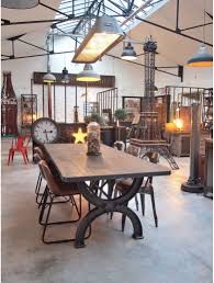 Table Industrielle Pieds Fonte Salle A Manger Style Industriel Table Industrielle Salle A Manger Industrielle