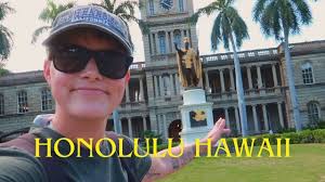 Exploring Honolulu Hawaii day 2 -Lesbian Couple