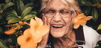 Emociones y medicina para la longevidad, entrevista a Dra. Martha Pardo y  al Dr. Genaro Rivera en el Festival del Adulto Mayor