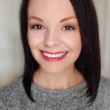 Tabatha Schneider's Instagram, Twitter & Facebook