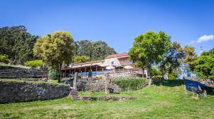 A foz se encuentra a la izquierda de la desembocadura del río lagares, es de arena, y tiene una. Casas Rurales Galicia Vigo Abadia Eiras 4 Casa Rural Abadia Eiras