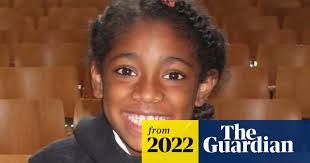 Ella Bill's Instagram, Twitter & Facebook