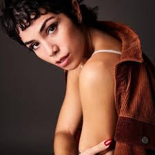 Surface Pressure (From "Encanto") — Jessica Darrow