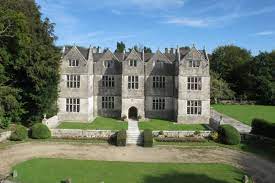 substantial grade 1 listed elizabethan manor house english manor houses old mansions for sale english country house bedroom
