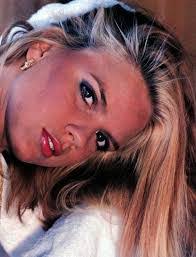 Nancy Suiter's Instagram, Twitter & Facebook