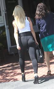 Contact mena suvari on messenger. Modo De Mantenimiento Mena Suvari Fashion Style