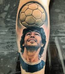 Me llamo lautaro sossi, tengo 31 años y quiero el gol de diego contra los ingleses, ya me arrollé las mangas y solo estoy esperando para tener ese tatuaje en mi gemelo izquierdo como debe ser. Maradona Uno De Los Rostros Mas Tatuados En El Mundo El Sol De Mazatlan Noticias Locales Policiacas Sobre Mexico Sinaloa Y El Mundo