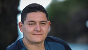 Télécharger le dossier formulaire koh lanta en joignant vos photos et motivations pour devenir le prochain candidat aventurier. Aubin Tres Fier De Representer Le Gers A Koh Lanta