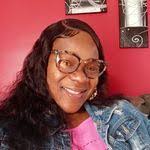 Daphne Dillard's Instagram, Twitter & Facebook