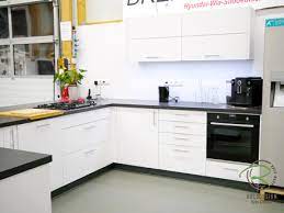 kuchentresen mit kuhlschrankzapfanlage tresen mit zapfanlage kuchentheke mit bierzapfanlage unterbaukuhlschrank mi kuche vom schreiner kuche mit theke kuche