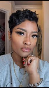 🎄 Party-perfect curls this season — quick, safe, and effortlessly chic  with the Wavytalk Cool Curl Pencil.