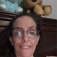 40+ "Lisa Halpin" profiles