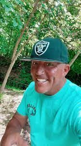 Adam Persails's Instagram, Twitter & Facebook