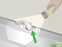 3 ways to determine a faucet brand