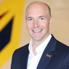 Darren Arnold (@DarrArno)