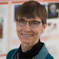 Tara Redmond's Instagram, Twitter & Facebook