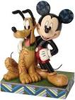 Enesco:DSTRA Mickey & Friends Christm