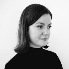 Heidi Yardley's Instagram, Twitter & Facebook