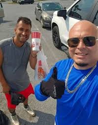 Kogi man helps homeless stranger with makeover