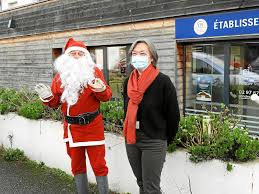 We did not find results for: Vannes Avant De Regagner La Laponie Le Pere Noel S Est Arrete A La Maison Du Don Du Sang A Vannes Le Telegramme