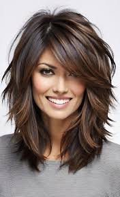 32 Best Medium-Length Hairstyles for Thick Hair to Feel Lighter