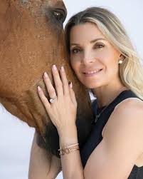 Aussie girl doing well &...