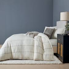 Ivory king duvet cover set. Dress Your Bedroom In Modern Fashion With The Contina Duvet Cover Set From O O By Olivia And Oliver The Iv In 2021 Duvet Cover Sets Duvet Covers King Duvet Cover Sets