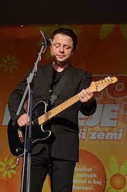 Petr muk o sobě říkal, že je melancholikem a introvertem. Petr Muk Wikipedia