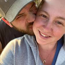 How do I get my cat to stop eating my plants? 😭😭😭