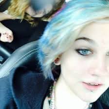 Darian Tucker (dariantucker)