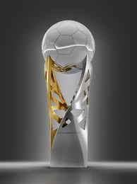 Deutscher supercup — der dfb supercup war ein zwischen 1987 und 1996 ausgetragener wettbewerb des dfb, bei dem zu beginn einer saison der meister und pokalsieger der abgelaufenen. Max Toth Dfl Supercup Trophy