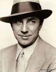 Bella Lugosi In 1929, Lugosi took his place in Hollywood society and  scandal when he married wealthy San Francisco widow Beatrice Weeks, but she  filed for divorce four months later. Weeks cited