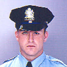 Mistrial declared for Philadelphia cop who pepper-sprayed BLM protesters