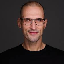 Emma Connor (@emmaconnor2)