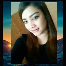 The birthday girl. Vickey Carter-Ivory อั่มงพาธิ នីមូវ GalaxyS215G Galaxy  S21 5G