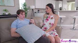 Necesito ver si tu polla es más grande que la de tu padre dice Ashley Wolf  - S2:E4 ver en línea