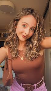 Mudar hábitos não é sobre nunca errar, é sobre se levantar sempre que  escorregar., É sobre comemorar não só as conquistas, mas também a força de  continuar (principalmente após os deslizes!), Porque o ...