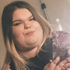 Ella Devlin (@DevlinElla)