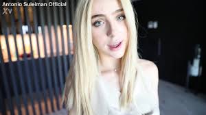 Alyrex sex blonde