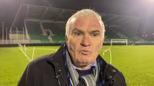 Derek Pender's Instagram, Twitter & Facebook