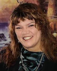 Amy Madrigal's Instagram, Twitter & Facebook