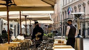 Landets/regionens hjemrejsefarve har betydning for eventuel test og isolation, når du vender hjem til danmark. Lattade Restriktioner I Italien Uteserveringar Oppnar Dn Se