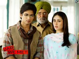Kareena Kapoor N Shahid Kapoor In Jab We Met Kareena Kapoor Movies Kareena Kapoor Pics Bollywood Actors