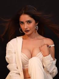 Kumkum Bhagya S Tanu Aka Leena Jumani S Alluring Pics Times Of India 0 |  Hot Sex Picture